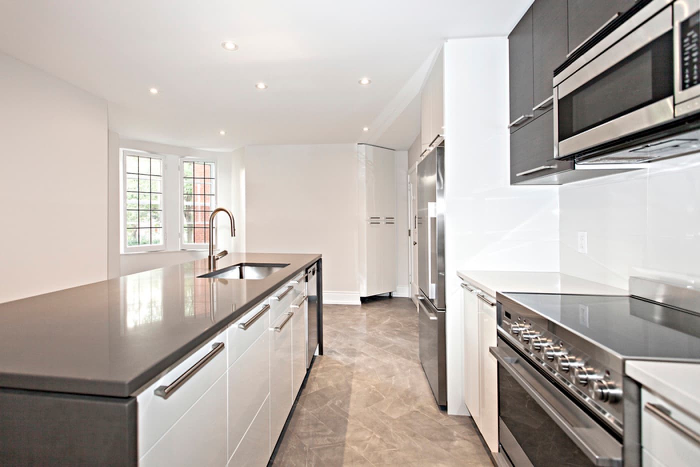 3055 Sherbrooke