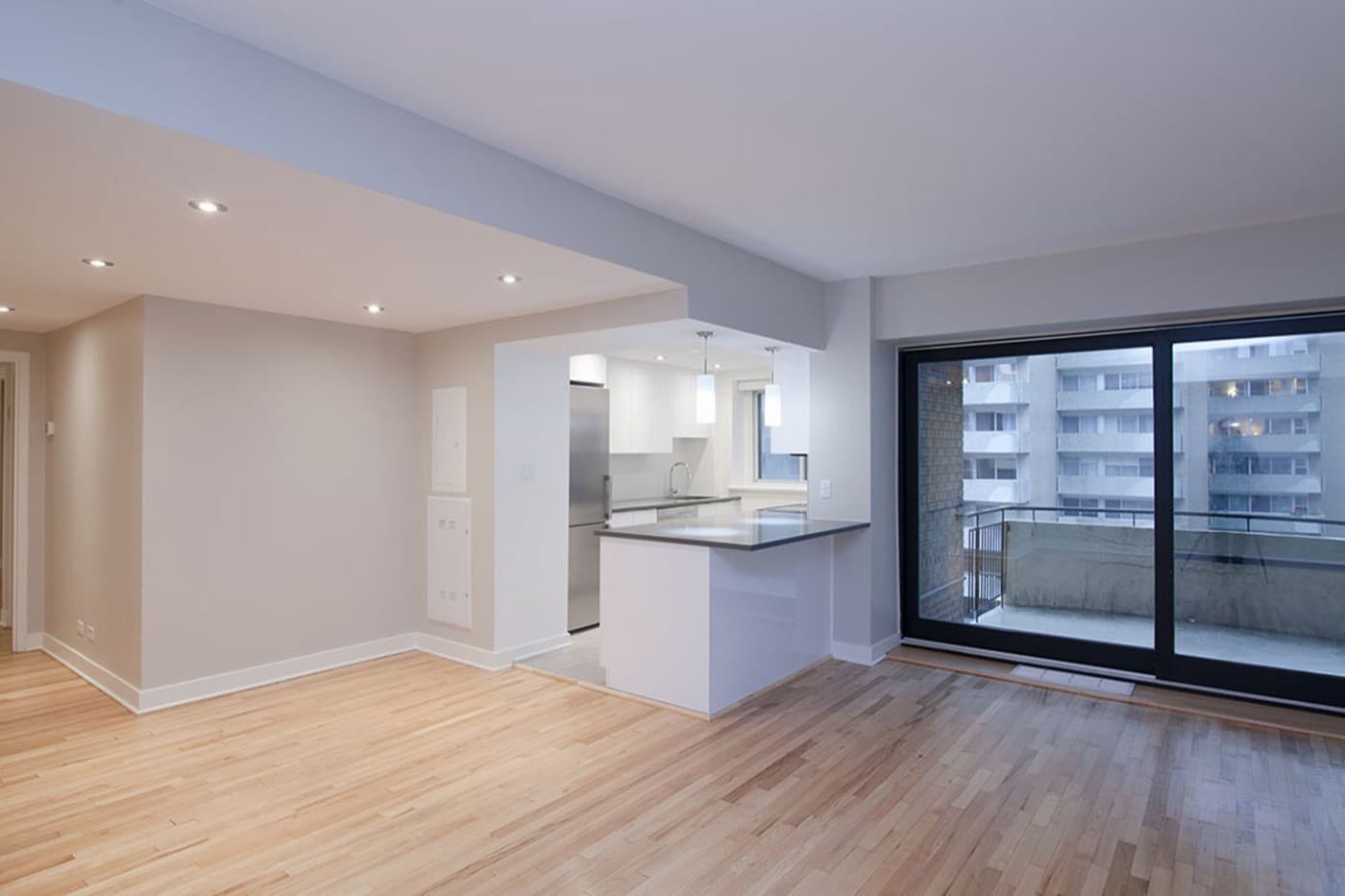 3435 rue Drummond (Drummond Plaza)