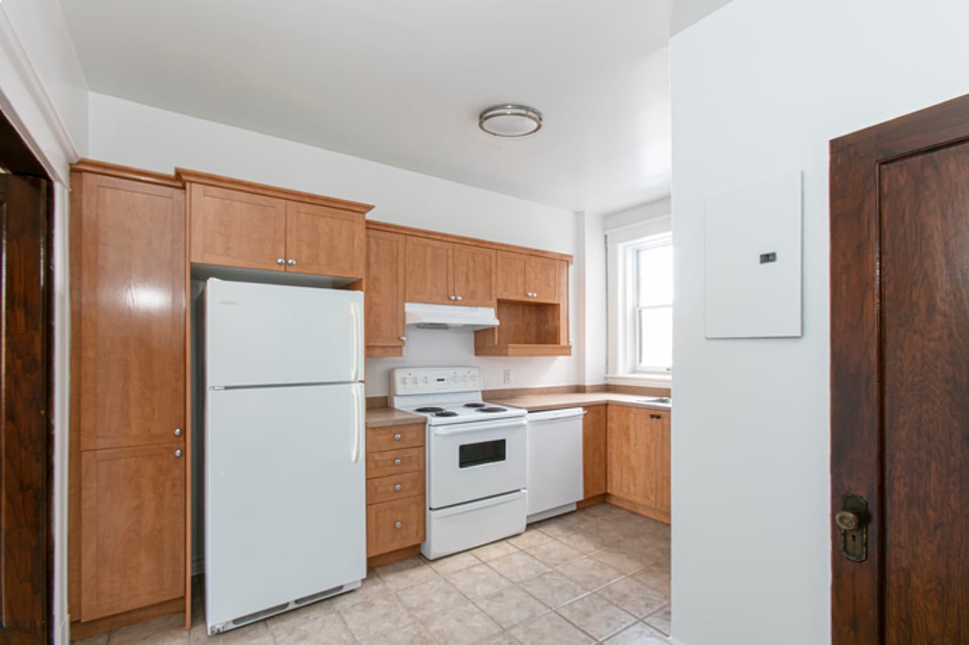 389 Claremont