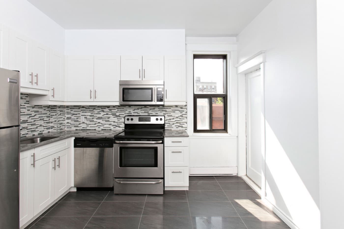 4921 Sherbrooke W